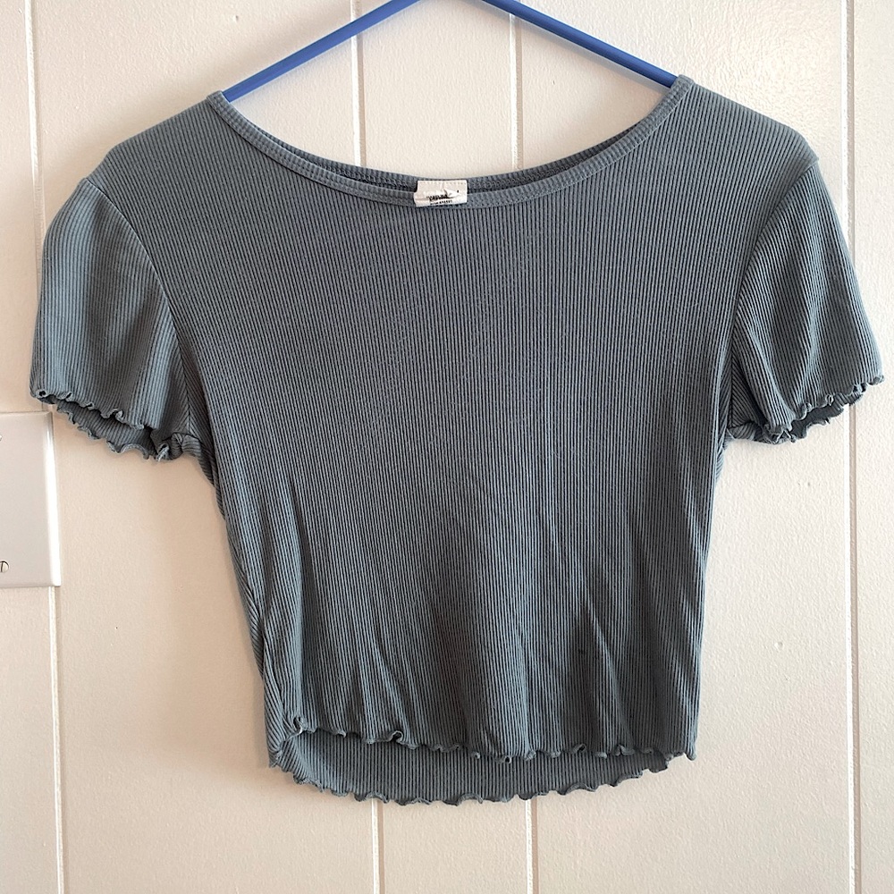 Cropped blueish-green top